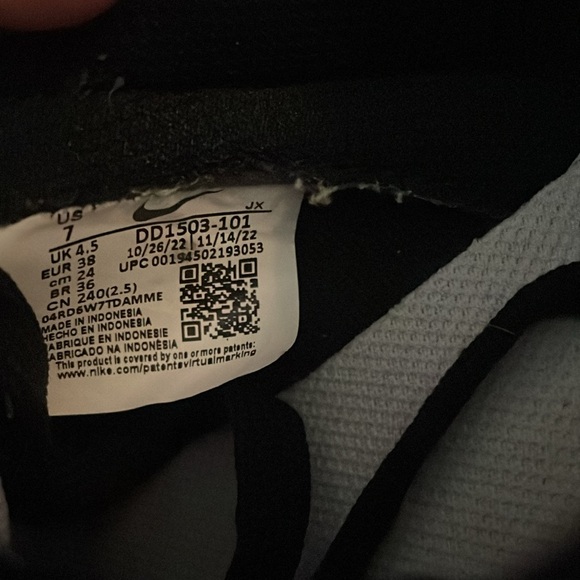 Nike Dunk Low Women's sneakers - Picture 11 of 17